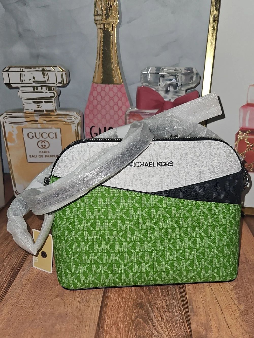Michael Kors Jet Set Travel Medium Dome Crossbody Jungle Green Multi Nwt
